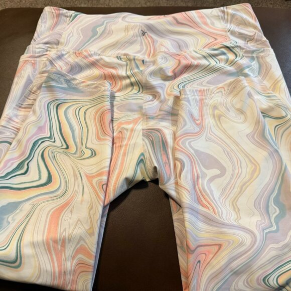 Old Navy Active PowerSoft High-Rise Leggings – Marble Swirl Print – Size 2X - Picture 3 of 11